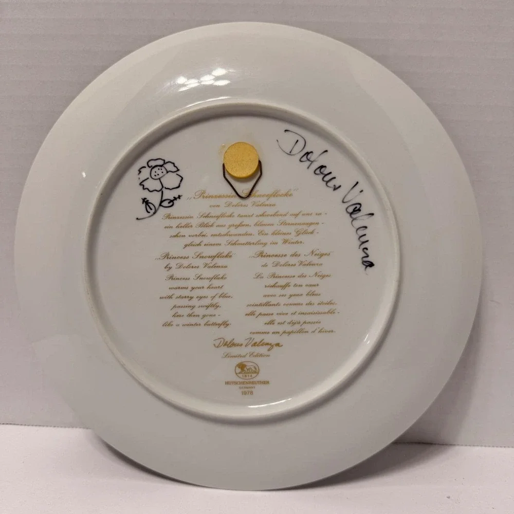 Hutschenreuther 1978 Princess Snowflake Plate Hand Signed Dolores‎ Valenza